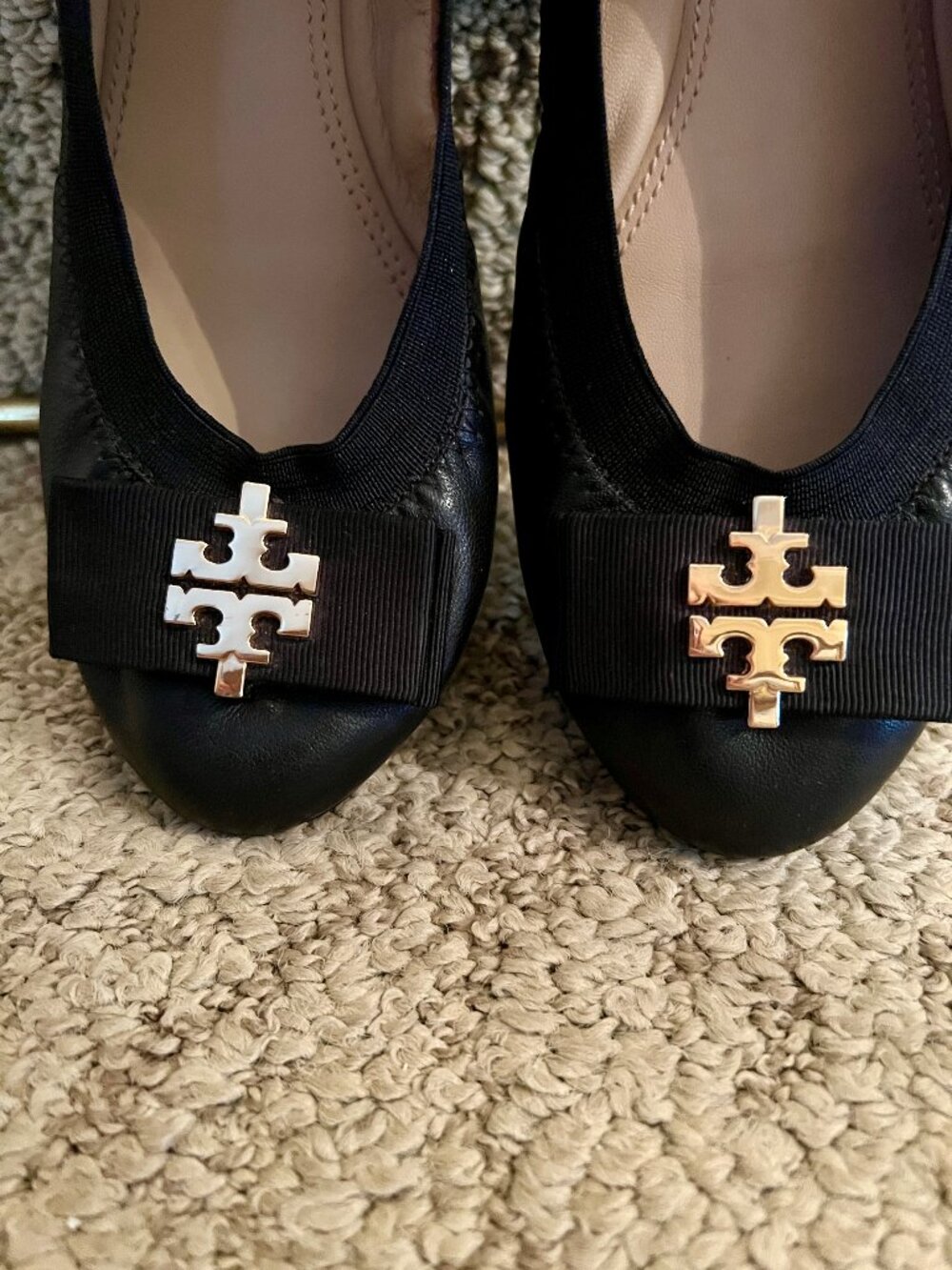 GUC Tory Burch Sedgwick Black Leather Logo Ballet Flats Shoes Size 7 - Picture 4 of 9